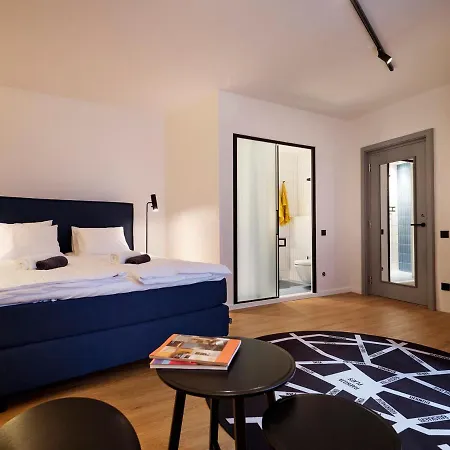 Apartment Lj5 - Old Town With Exclusive Shared Roof Terrace *