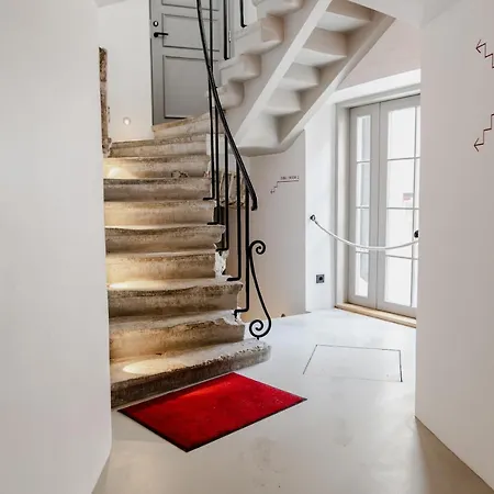 Apartment Lj5 - Old Town With Exclusive Shared Roof Terrace *