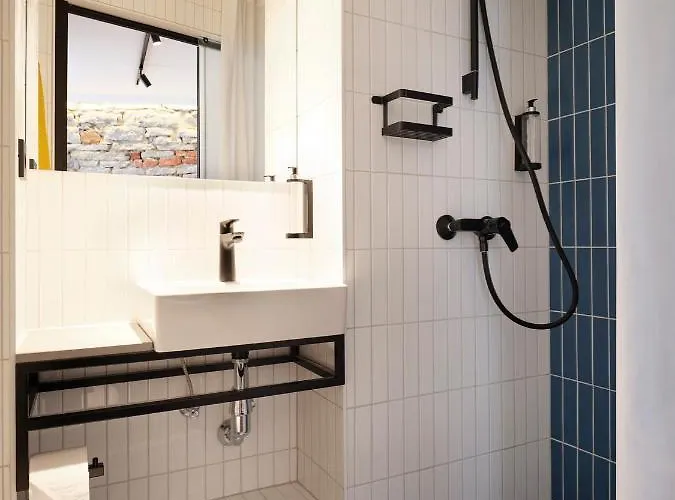 Lj5 - Old Town With Exclusive Shared Roof Terrace Tallin