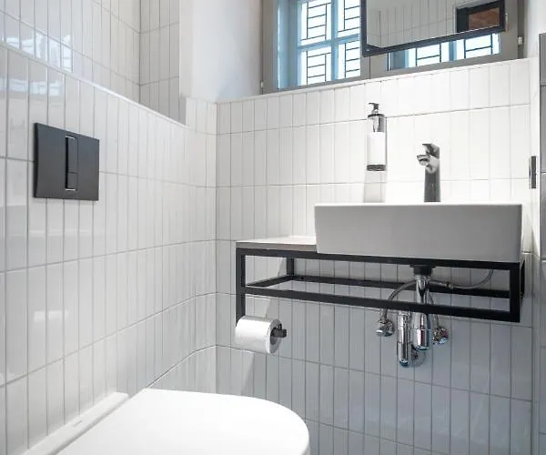 Lj5 - Old Town With Exclusive Shared Roof Terrace Tallin