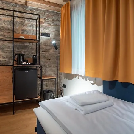 Lj5 - Old Town With Exclusive Shared Roof Terrace 아파트 탈린